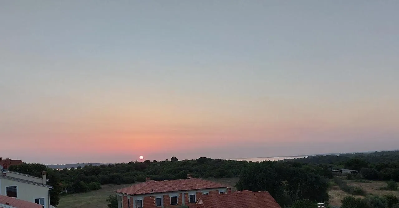 Apartman I Studio Smrikve Pola Croazia