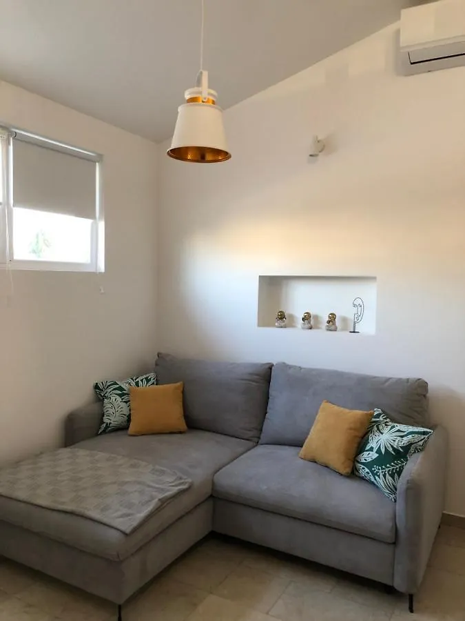 Apartman I Studio Smrikve Pula